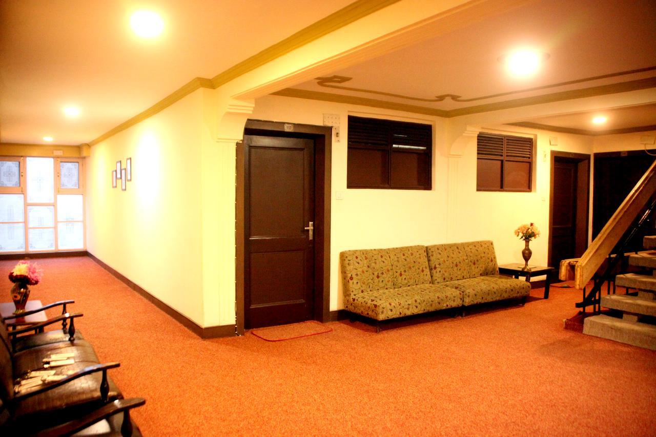 Hotel New Park At Dal Lake Srīnagar Zewnętrze zdjęcie